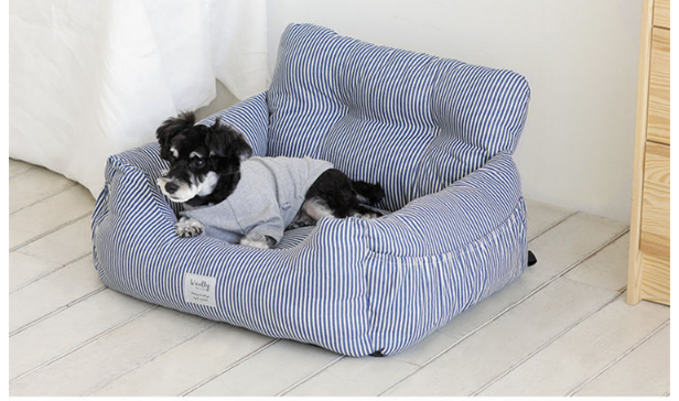 Luxury Padded Doggy Car Seat Cushion/Bed - 2 sizes