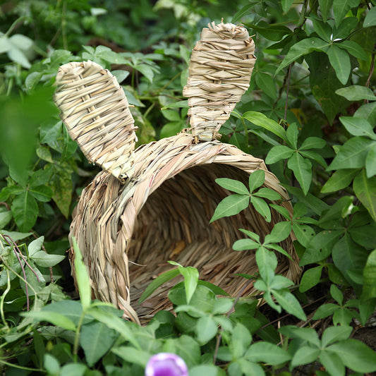 Handmade straw rabbit nest - Pet Perfection